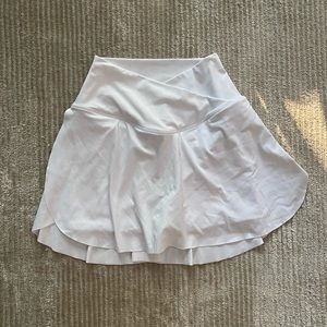 Halara white crossover tennis skirt